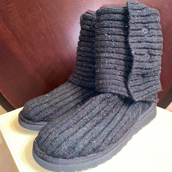 Classic UGG Cardy Boots (Color speckled) - Picture 5 of 5